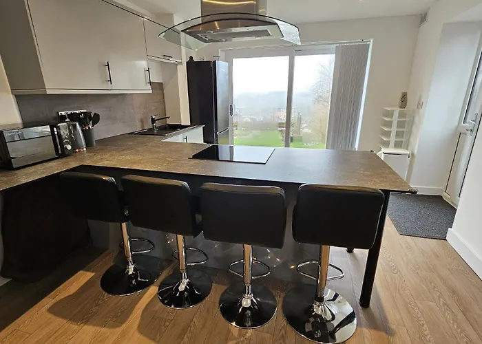 Cosy Corner * Bradford (West Yorkshire)